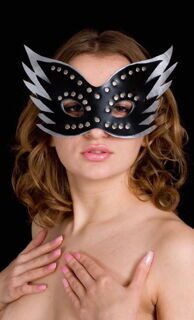 Маска кожаная серебристо-черная